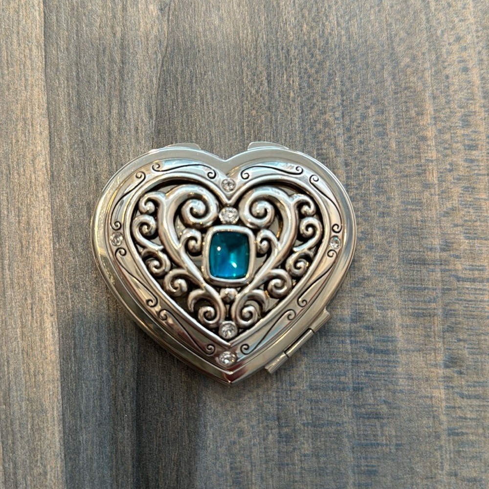 NEW Brighton compact mirror
